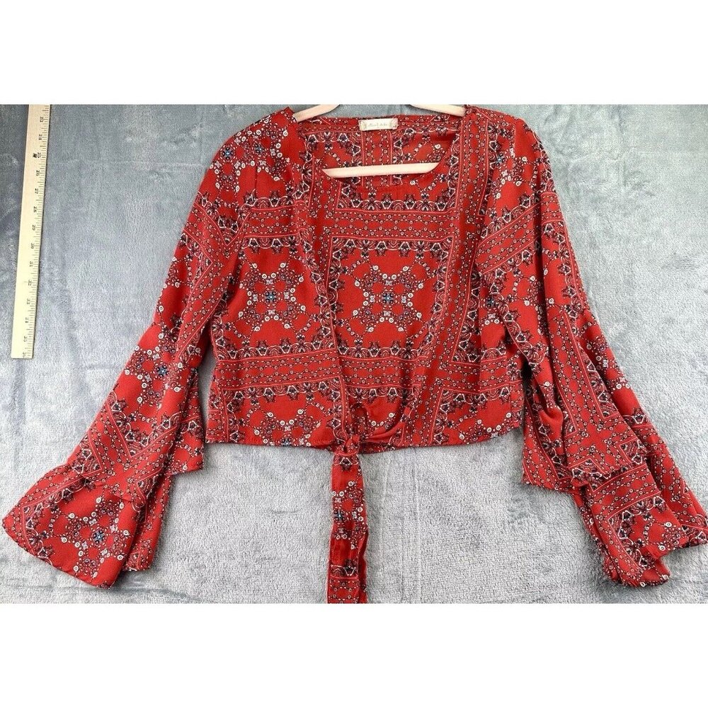 ALTAR’D STATE Mackenzie Bandana Print Blouse‎ Women’s Sz M Red Tie Belle Sleeve - Picture 11 of 12
